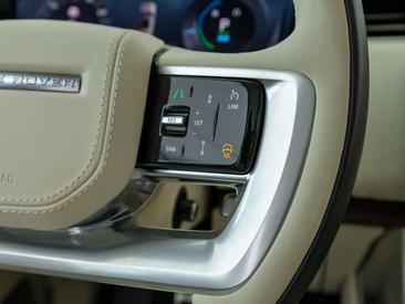Land Rover Range Rover Autobiography 3.0 P460e PHEV — photo 18