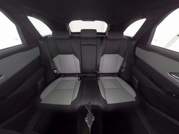 Land Rover Range Rover Velar D300 Dynamic HSE — photo 4