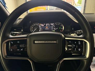 Land Rover Range Rover Evoque P300e R-Dynamic HSE — photo 11