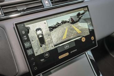 Land Rover Range Rover Velar Dynamic SE P400e — photo 14