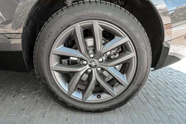Land Rover Range Rover Velar Dynamic SE P400e — photo 20