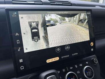 Land Rover Defender X-Dynamic HSE Edition P300e PHEV — photo 24