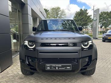 Land Rover Defender X-Dynamic HSE Edition P300e PHEV — photo 34