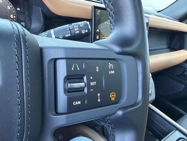 Land Rover Defender 90 P400 X — photo 13