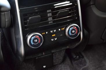 Land Rover Range Rover P550e Autobiography PHEV — photo 20