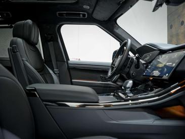 Land Rover Range Rover Sport 3.0 P550e Autobiography PHEV — photo 38