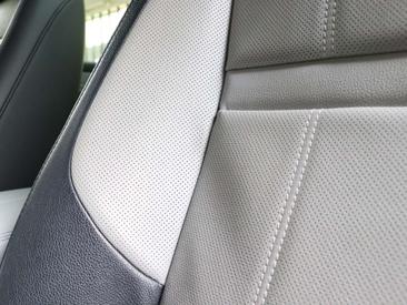 Land Rover Range Rover Evoque 2.0D I4 MHEV R-Dynamic S AWD Aut. 163 — photo 9