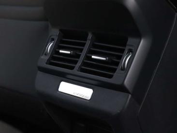Land Rover Range Rover Evoque 2.0D I4 MHEV R-Dynamic S AWD Aut. 163 — photo 15