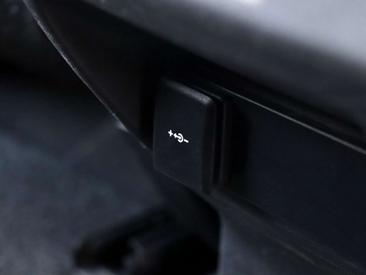 Land Rover Range Rover Evoque 2.0D I4 MHEV R-Dynamic S AWD Aut. 163 — photo 16