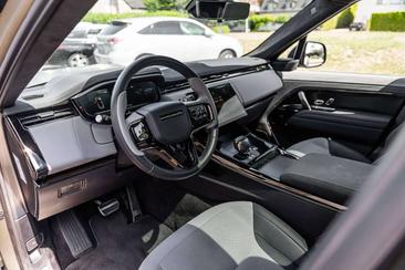 Land Rover Range Rover Sport SV Edition One — photo 15