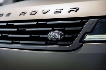 Land Rover Range Rover Sport SV Edition One — photo 20