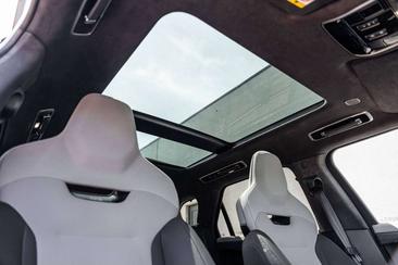 Land Rover Range Rover Sport SV Edition One — photo 22