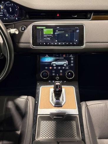 Land Rover Range Rover Evoque D180 SE — photo 10