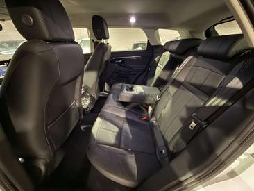 Land Rover Range Rover Evoque D180 SE — photo 15