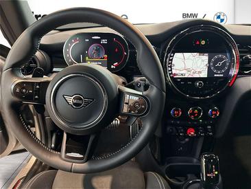 Mini Cabrio John Cooper Works — photo 10