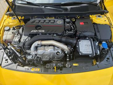 Mercedes Classe A35 AMG 35 Night Edition — photo 3