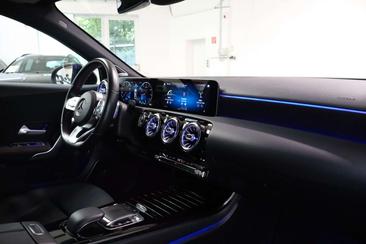 Mercedes Classe A 220 Night Edition — photo 26