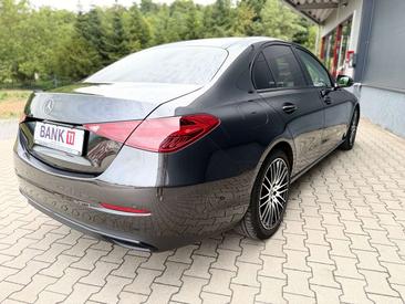 Mercedes Classe C 180 Night Edition — photo 4
