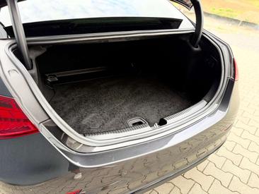 Mercedes Classe C 180 Night Edition — photo 8