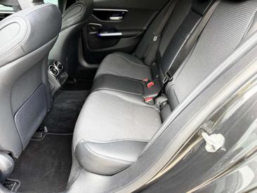 Mercedes Classe C 180 Night Edition — photo 11