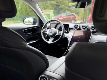 Mercedes Classe C 180 Night Edition — photo 13