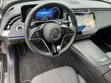 Mercedes Classe E 200 AVANTGARDE — photo 11