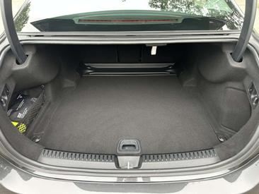 Mercedes Classe E 200 AVANTGARDE — photo 17