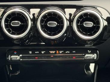 Mercedes Classe A 180 PROGRESSIVE — photo 22