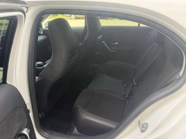 Mercedes Classe A 250 AMG Line — photo 14