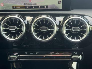 Mercedes Classe A 250 AMG Line — photo 23
