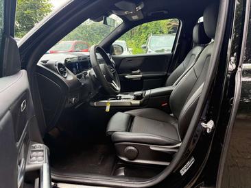 Mercedes GLB 200 — photo 7