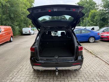 Mercedes GLB 200 — photo 11
