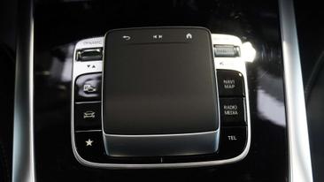 Mercedes GLS — photo 29