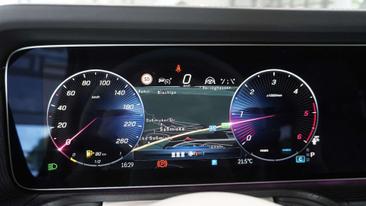 Mercedes GLS 450 Night Edition — photo 13