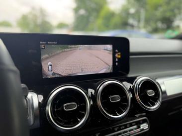 Mercedes GLB 200 — photo 23