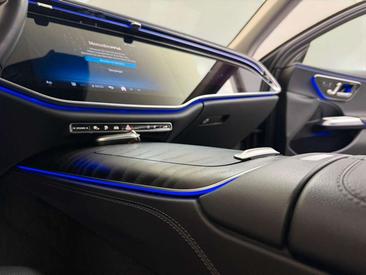 Mercedes Classe E 300 — photo 16
