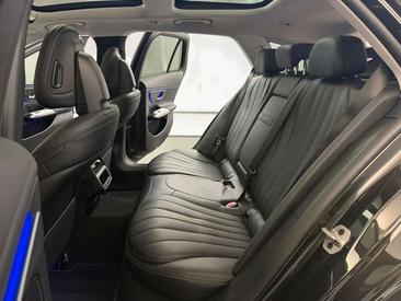 Mercedes Classe E 300 — photo 19