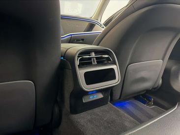 Mercedes Classe E 300 — photo 20
