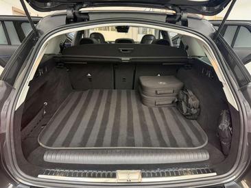 Mercedes Classe E 300 — photo 22