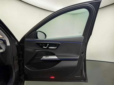 Mercedes Classe E 300 — photo 28