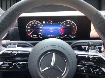 Mercedes CLA 180 AMG Line — photo 8