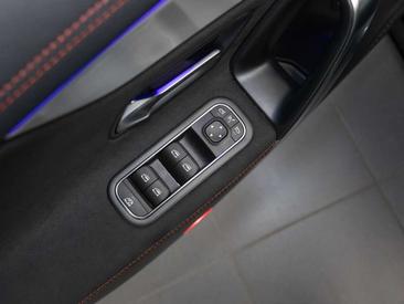 Mercedes CLA 180 AMG Line — photo 18