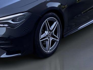 Mercedes CLA 180 AMG Line — photo 18