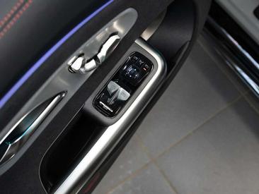 Mercedes CLA 220 Night Edition — photo 16
