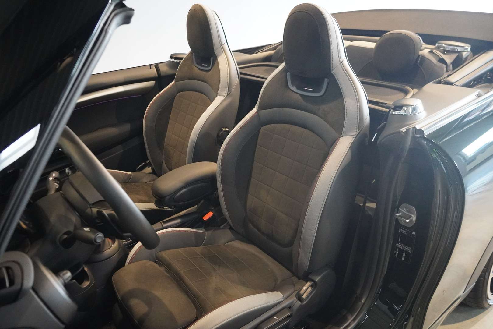 Mini Cabrio John Cooper Works - 2020 - Joinsteer - #11