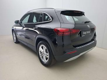 Mercedes GLA 200 — photo 6