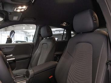Mercedes GLA 200 Night Edition — photo 7