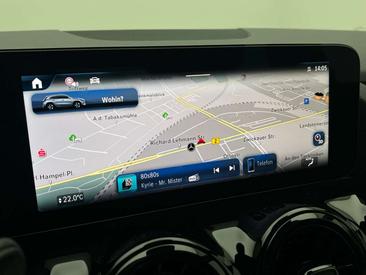 Mercedes GLA 200 — photo 12