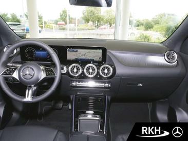 Mercedes GLA 220 Night Edition — photo 9