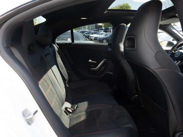 Mercedes CLA 220 Night Edition — photo 4